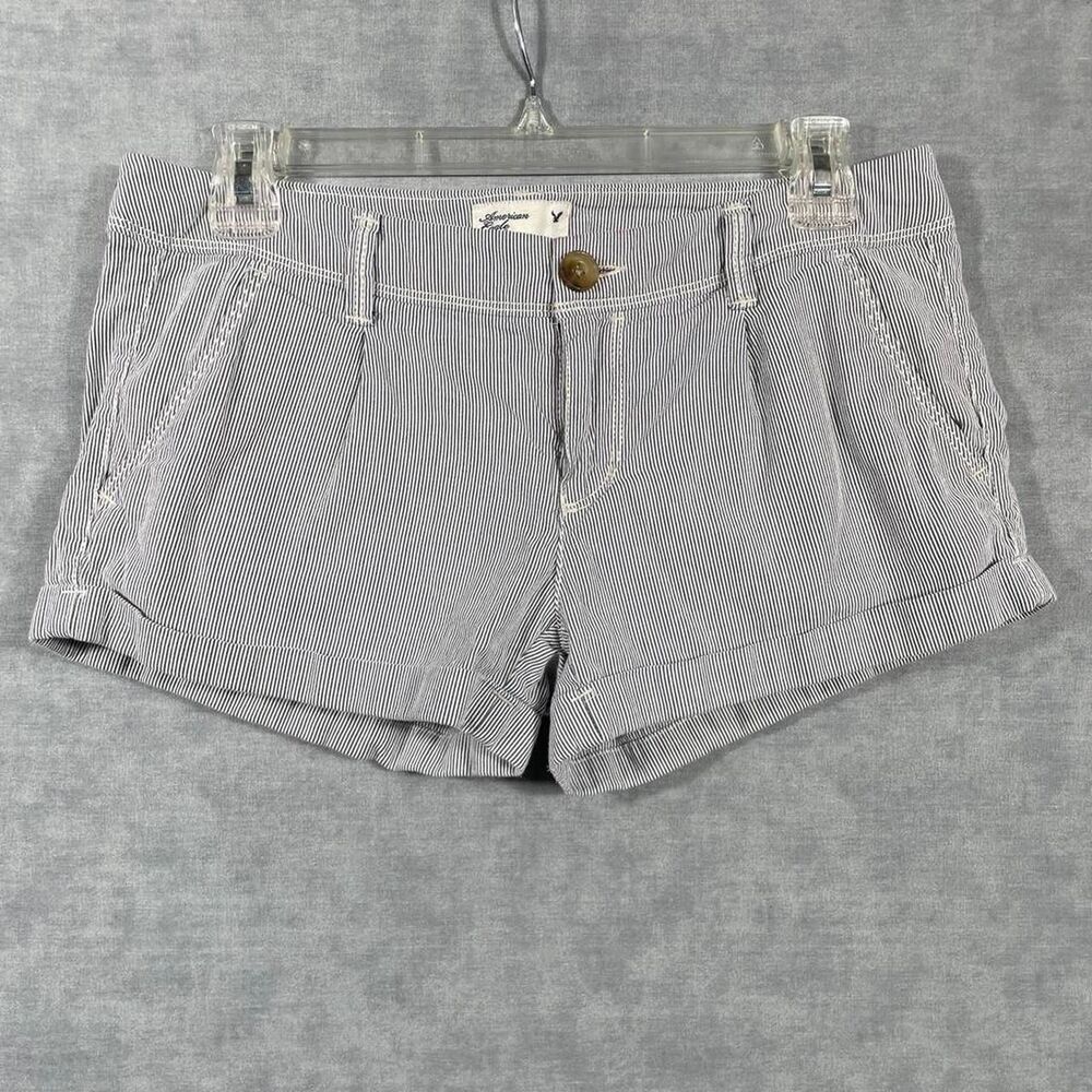 American Eagle seersucker shorts